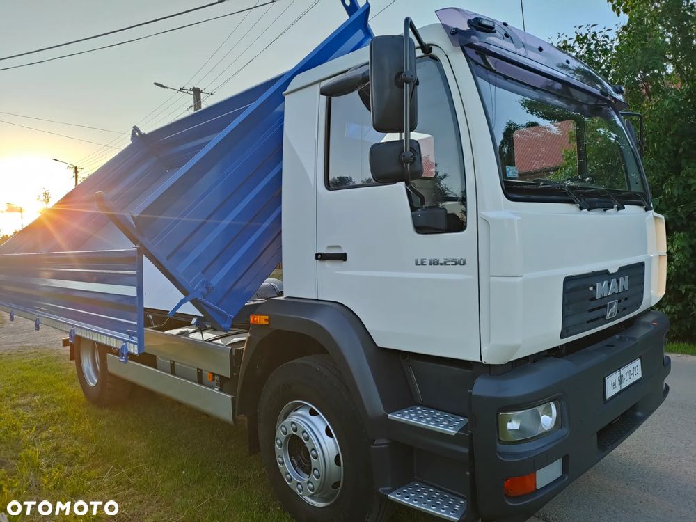 MAN Le 18.250/18.220 Tgm 18.240 /Tgl12.250/12.220 Axor/Atego/Mercedes/Volvo - 20