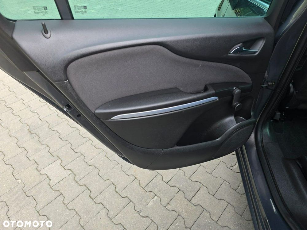 Opel Zafira - 32