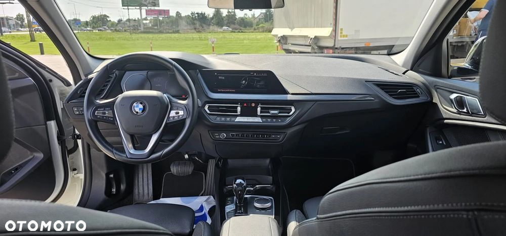 BMW Seria 1 118d - 2