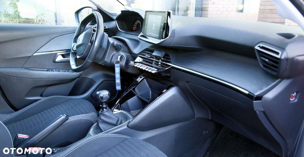 Peugeot 208 PureTech 100 Style - 11