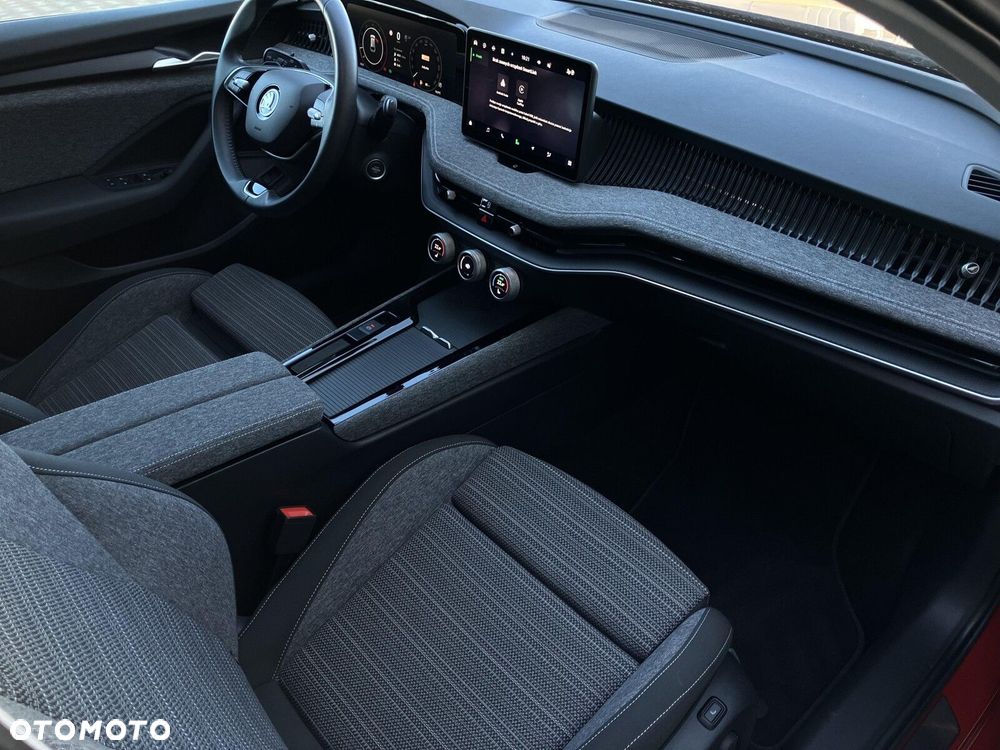 Skoda Superb 2.0 TDI SCR Selection DSG - 8