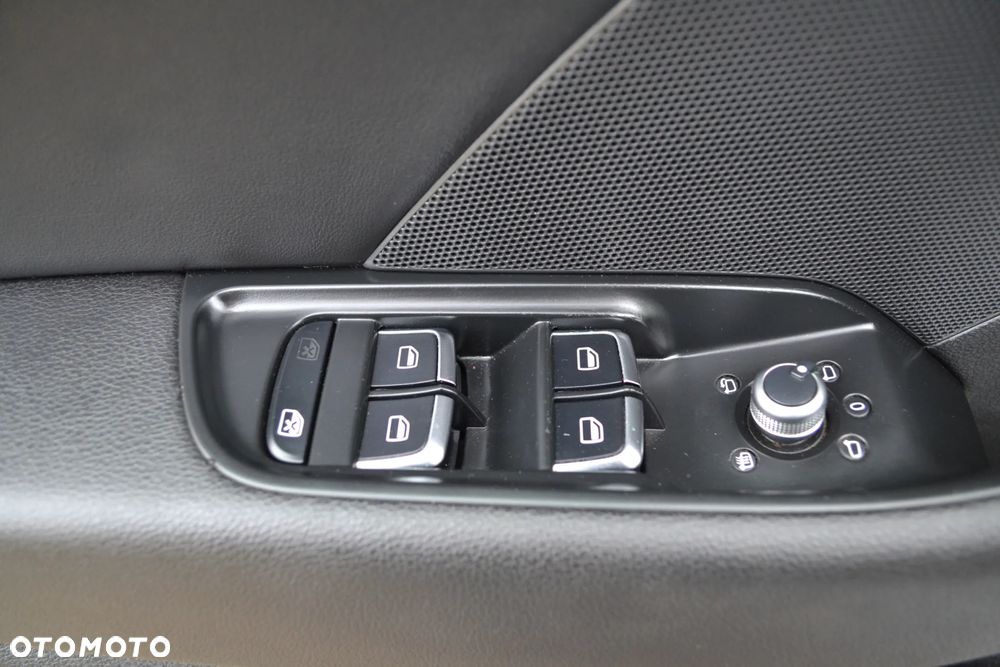 Audi A3 Sportback 1.6 TDI (clean diesel) S line Sportpaket - 20