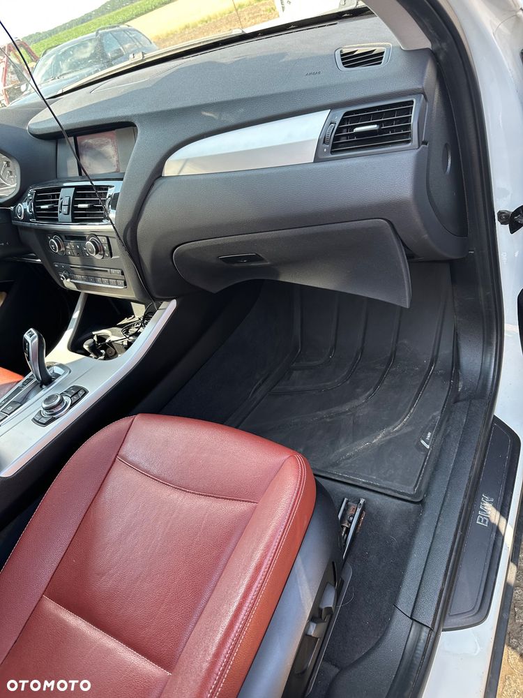 BMW X3 28i xDrive - 5