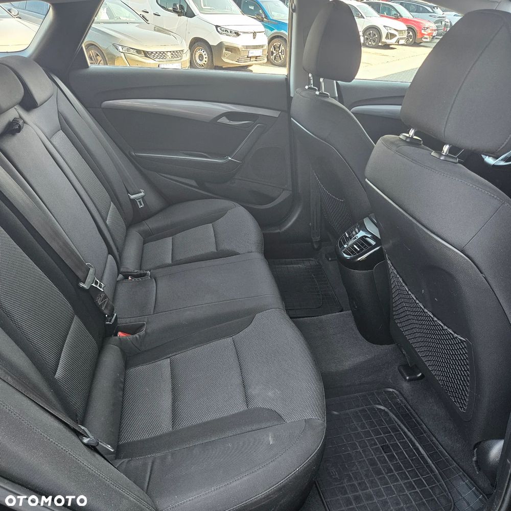 Hyundai i40 1.7 CRDi BlueDrive Classic DCT - 10