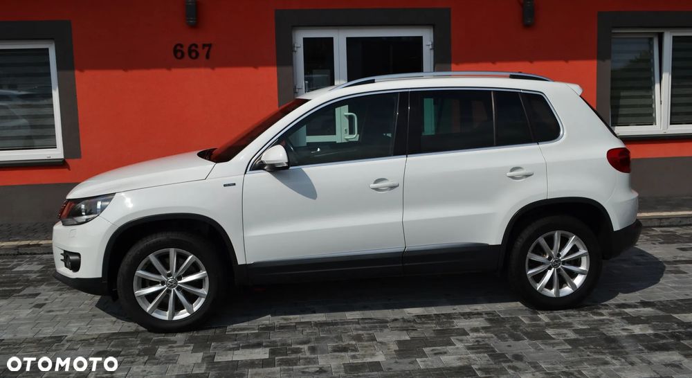 Volkswagen Tiguan 2.0 TDI SCR 4MOTION BlueMotion Technology DSG Lounge Sport & Style - 2