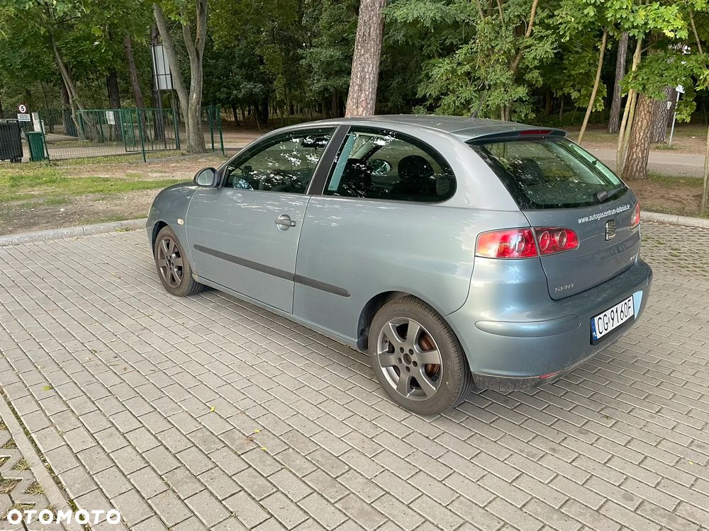 Seat Ibiza 1.4 16V Reference - 5