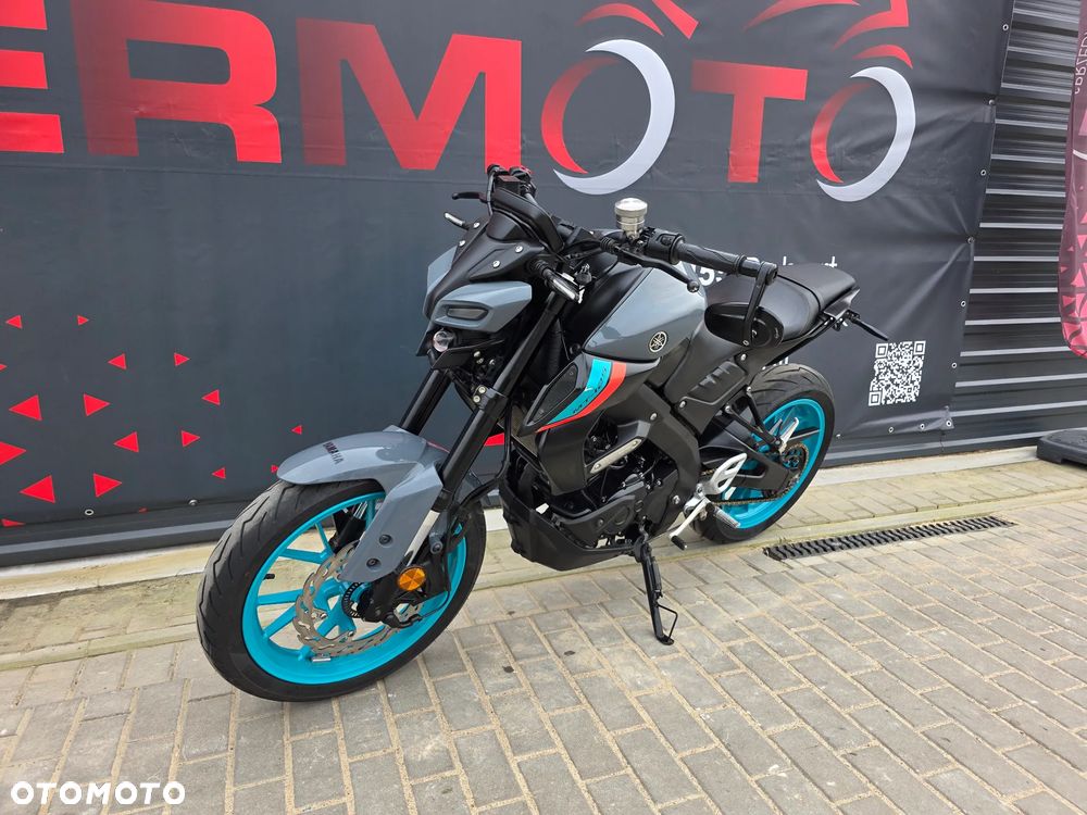 Yamaha MT - 30
