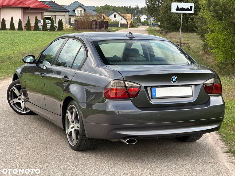 BMW Seria 3 318i - 36