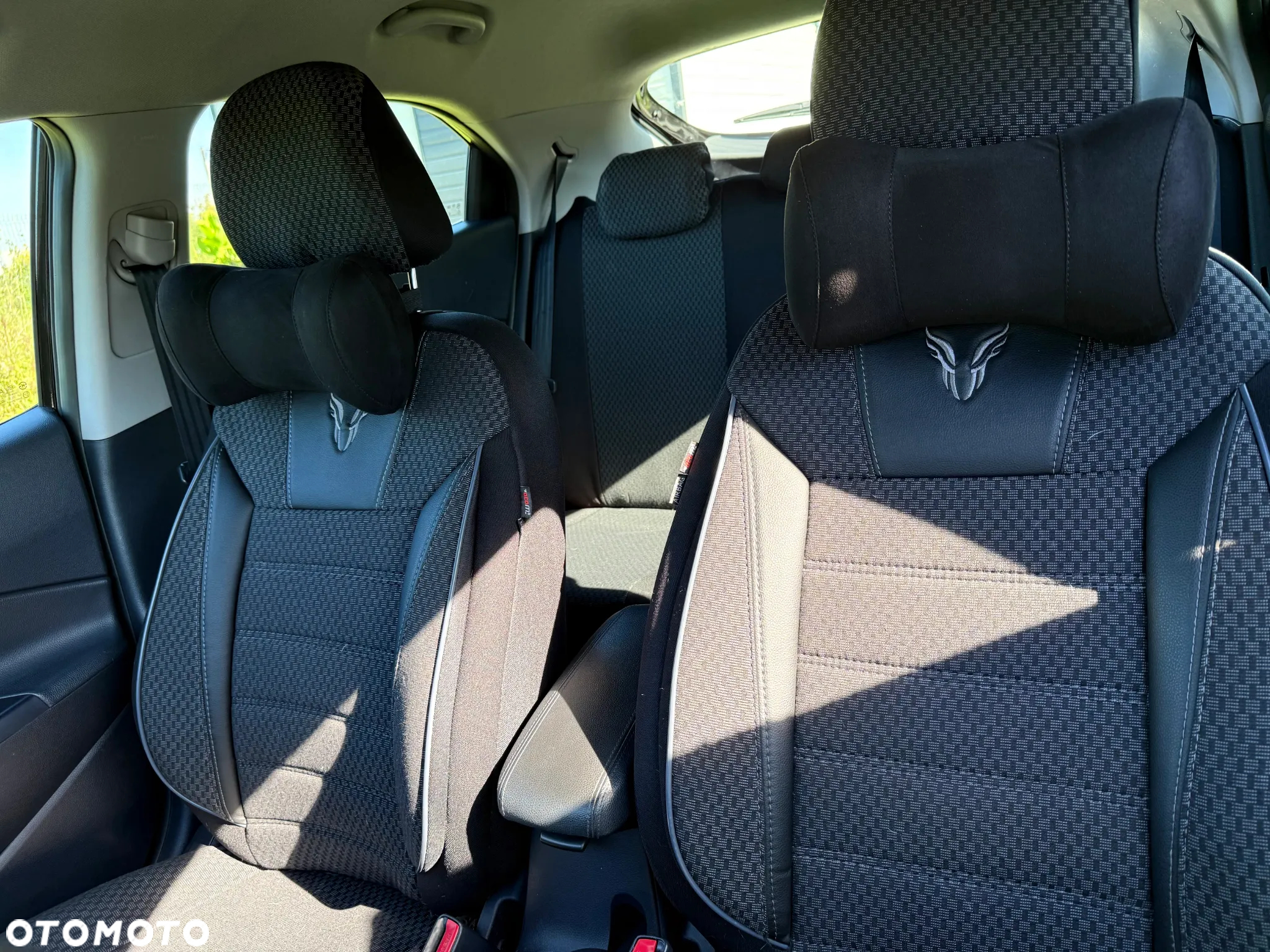 Kia Rio - 8