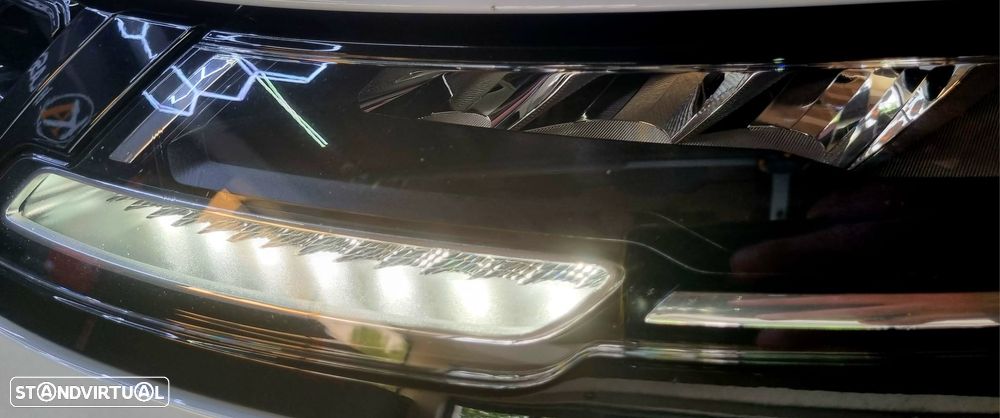 Land Rover Range Rover Evoque P300e Autobiography - 27
