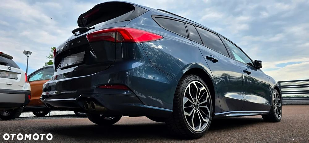 Ford Focus 1.5 EcoBoost ST-Line - 13