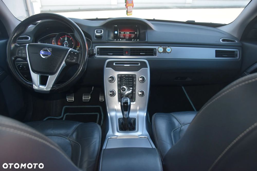 Volvo V70 D4 Momentum - 15