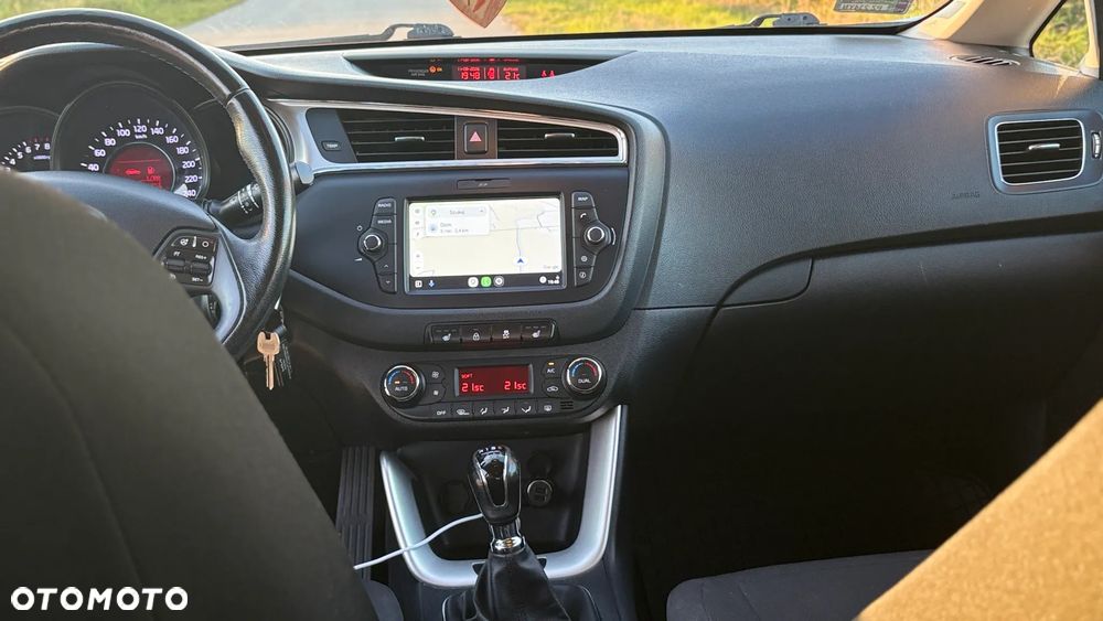 Kia Ceed 1.6 GDI L - 19
