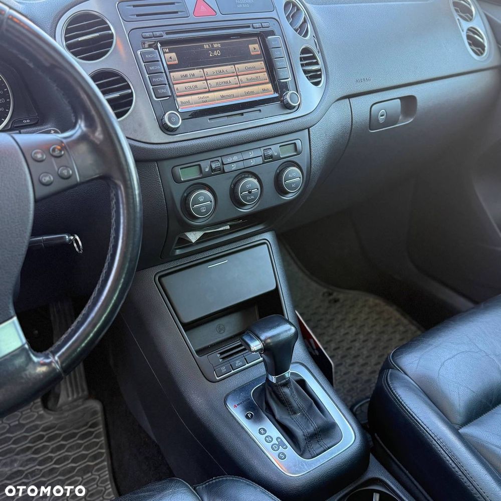 Volkswagen Tiguan - 8