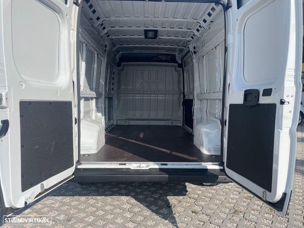 Toyota Proace Max - 11