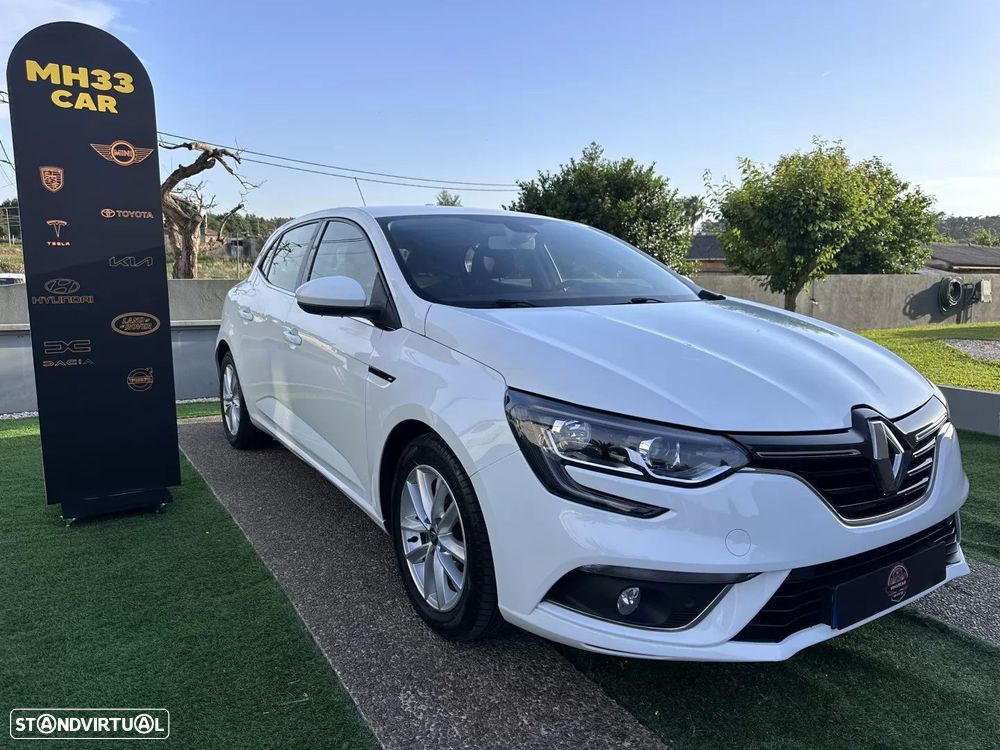 Renault Mégane 1.5 Blue dCi Intens - 1