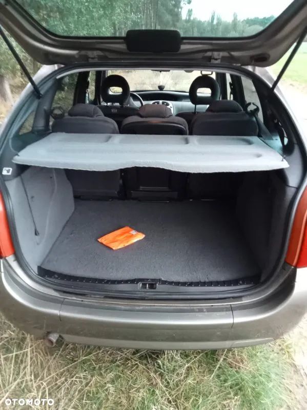 Citroën Xsara Picasso 1.6 Style - 8