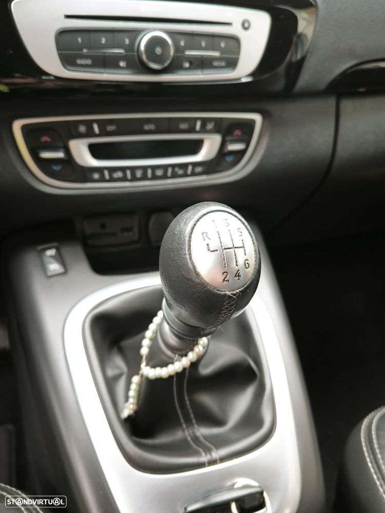 Renault Grand Scénic 1.6 dCi Bose Edition SS - 14