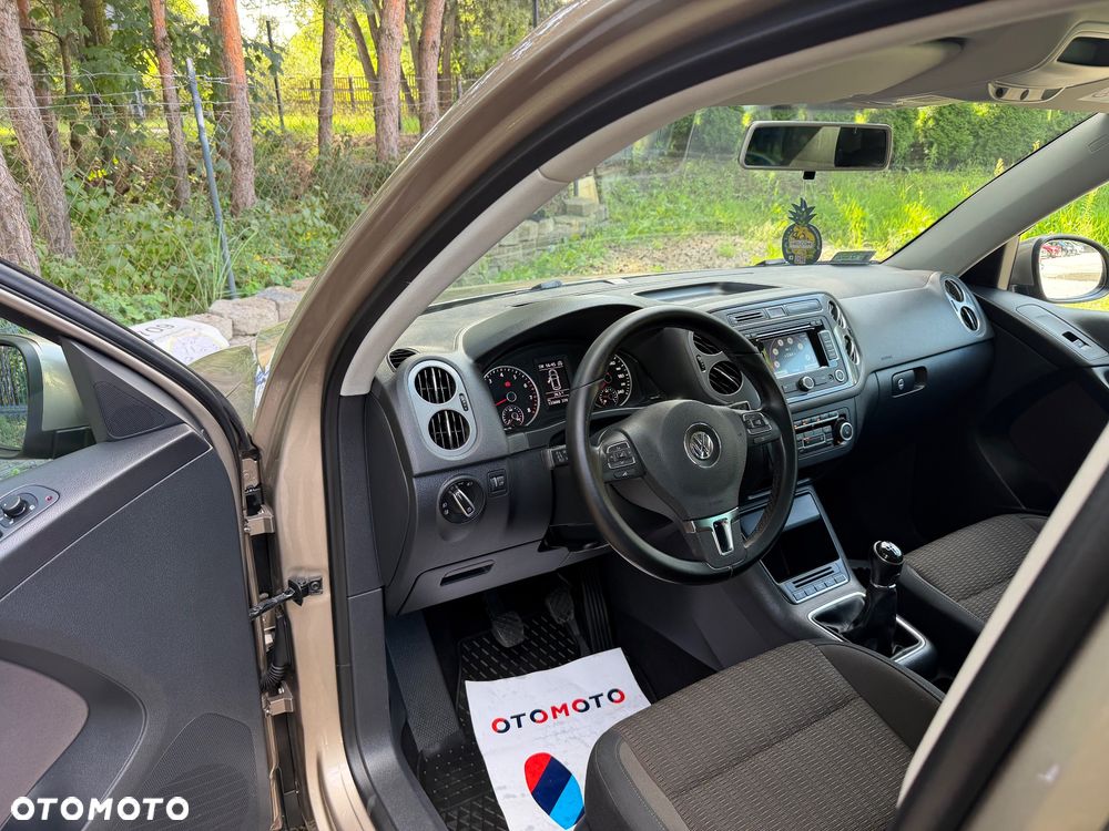 Volkswagen Tiguan - 11