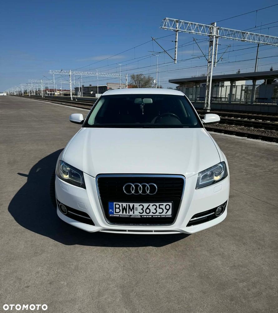 Audi A3 Sportback - 3