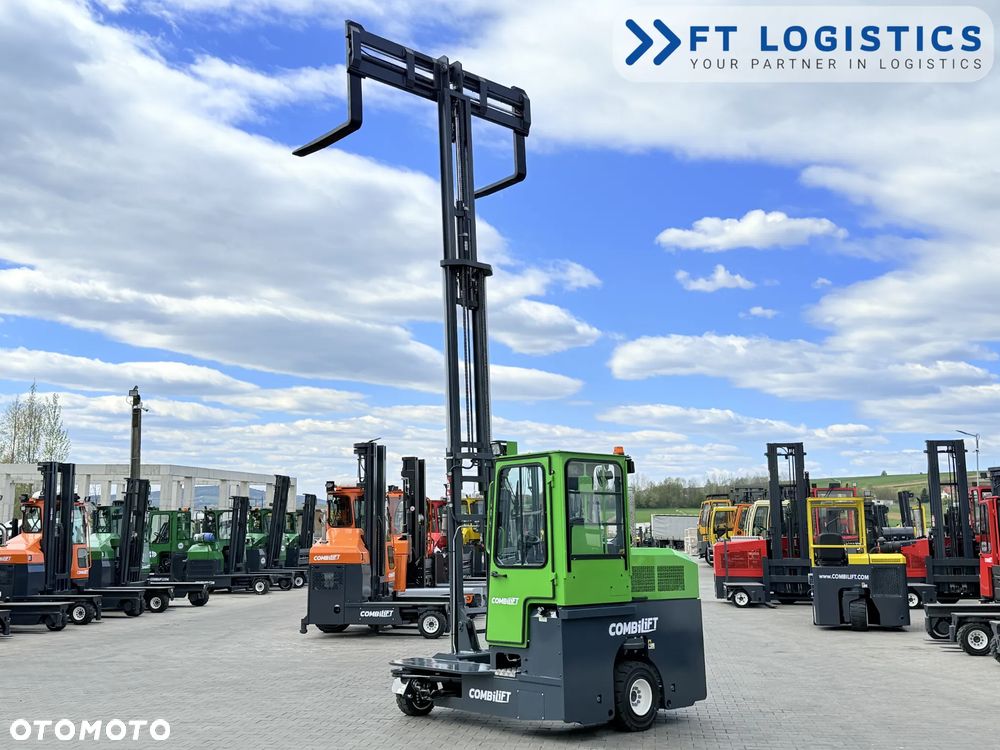 Combilift WÓZEK CZTEROKIERUNKOWY - WIELOKIERUNKOWY - SPRZEDAŻ - WYNAJEM | COMBILIFT C3000 | DIESEL | TRIPLEX 5952MM | SZEROKI POZYCJONER WIDEŁ 2700MM | WOLNY SKOK | STAN IDEALNY | Szeroka oferta wózków czterokierunkowych i bocznych, dopasowanych do różnorodnych potrzeb i zastosowań - 36