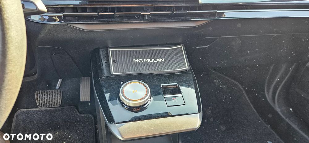 MG 4 Luxury 64 kWh - 15