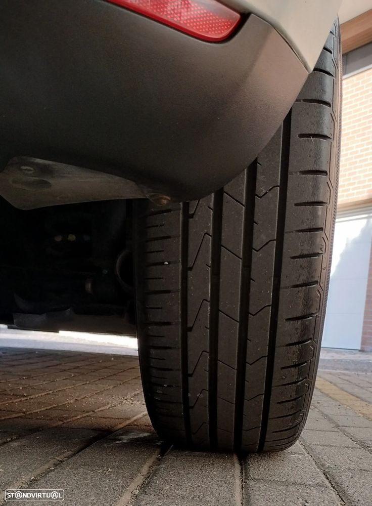 Renault Clio - 11