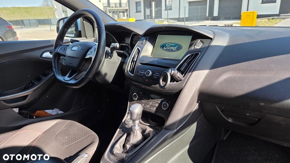 Ford Focus - 7