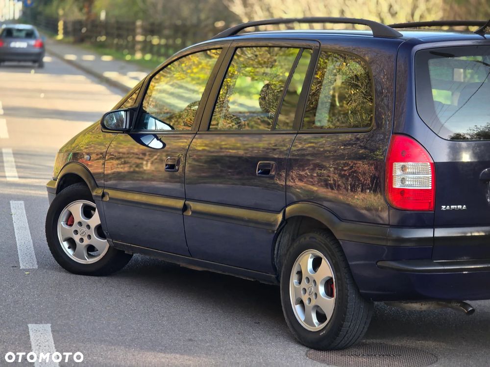 Opel Zafira - 38