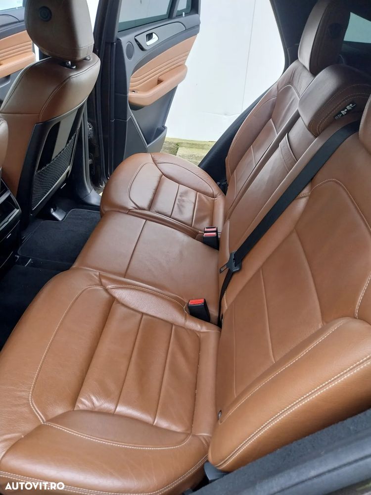 Mercedes-Benz GLE 350 d 4Matic 9G-TRONIC AMG Line - 8