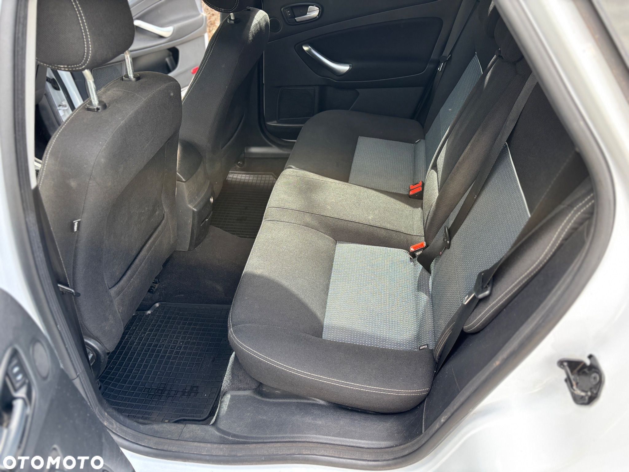 Ford Mondeo 1.6 Trend - 13