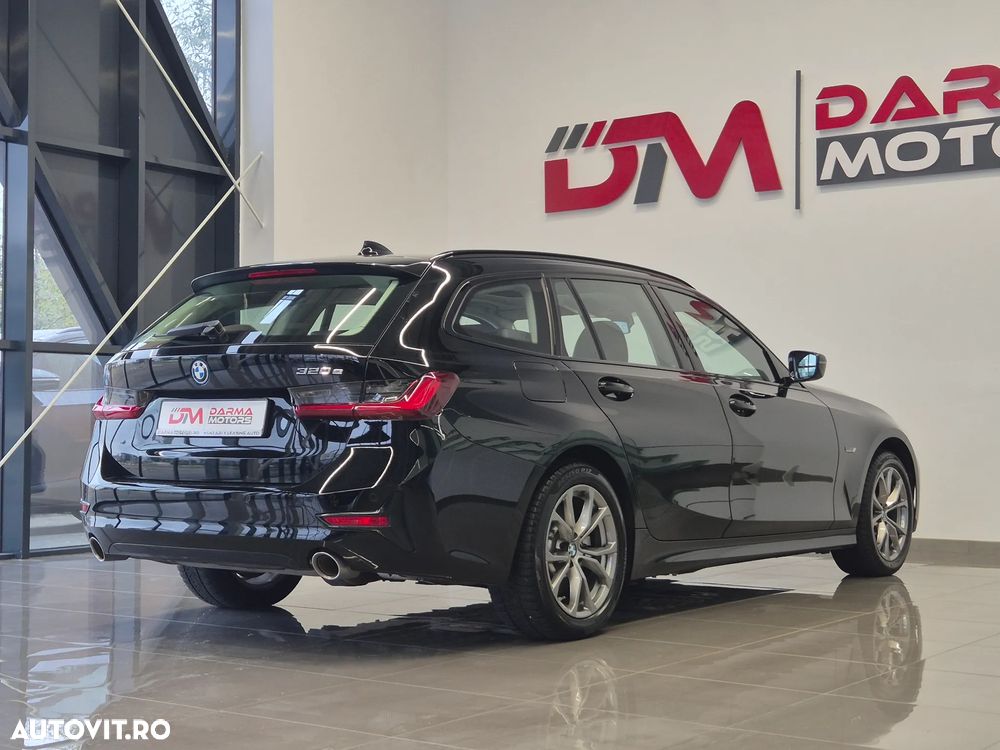 BMW Seria 3 320e Touring Aut. - 2