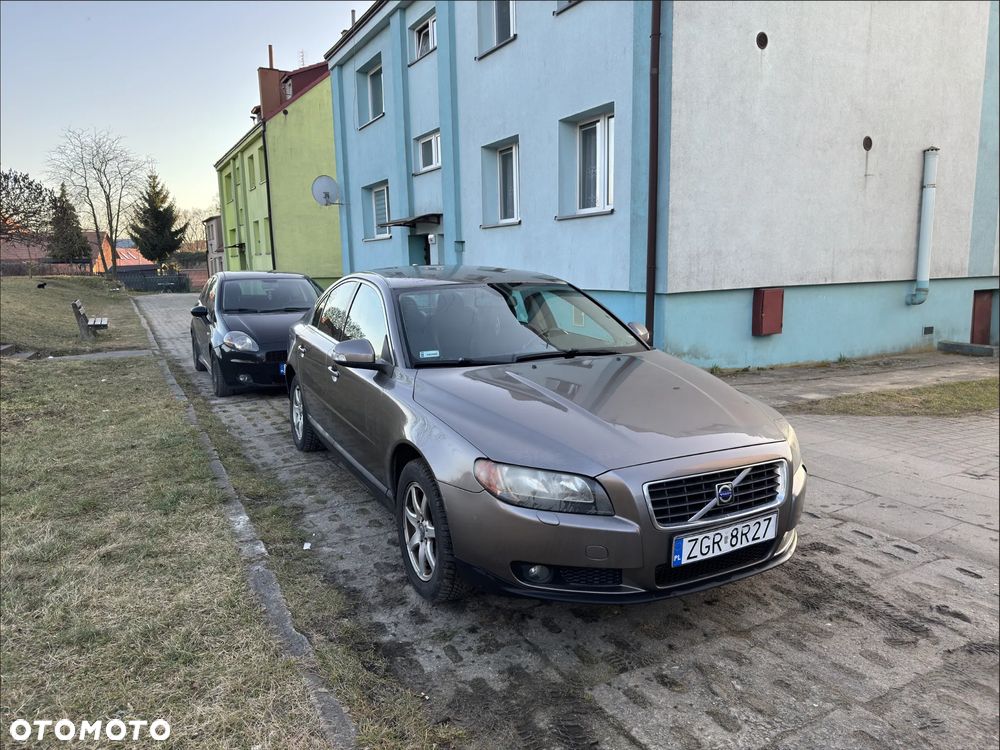 Volvo S80 2.5T Kinetic - 1