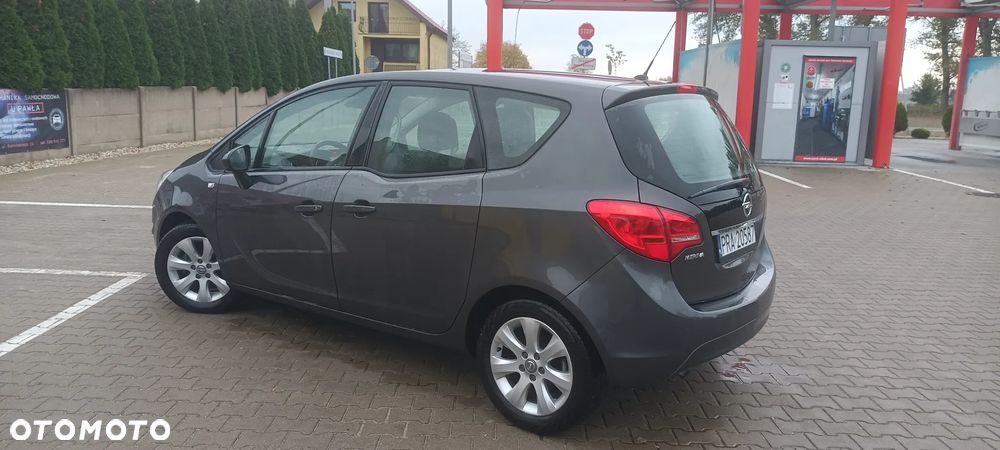 Opel Meriva - 8