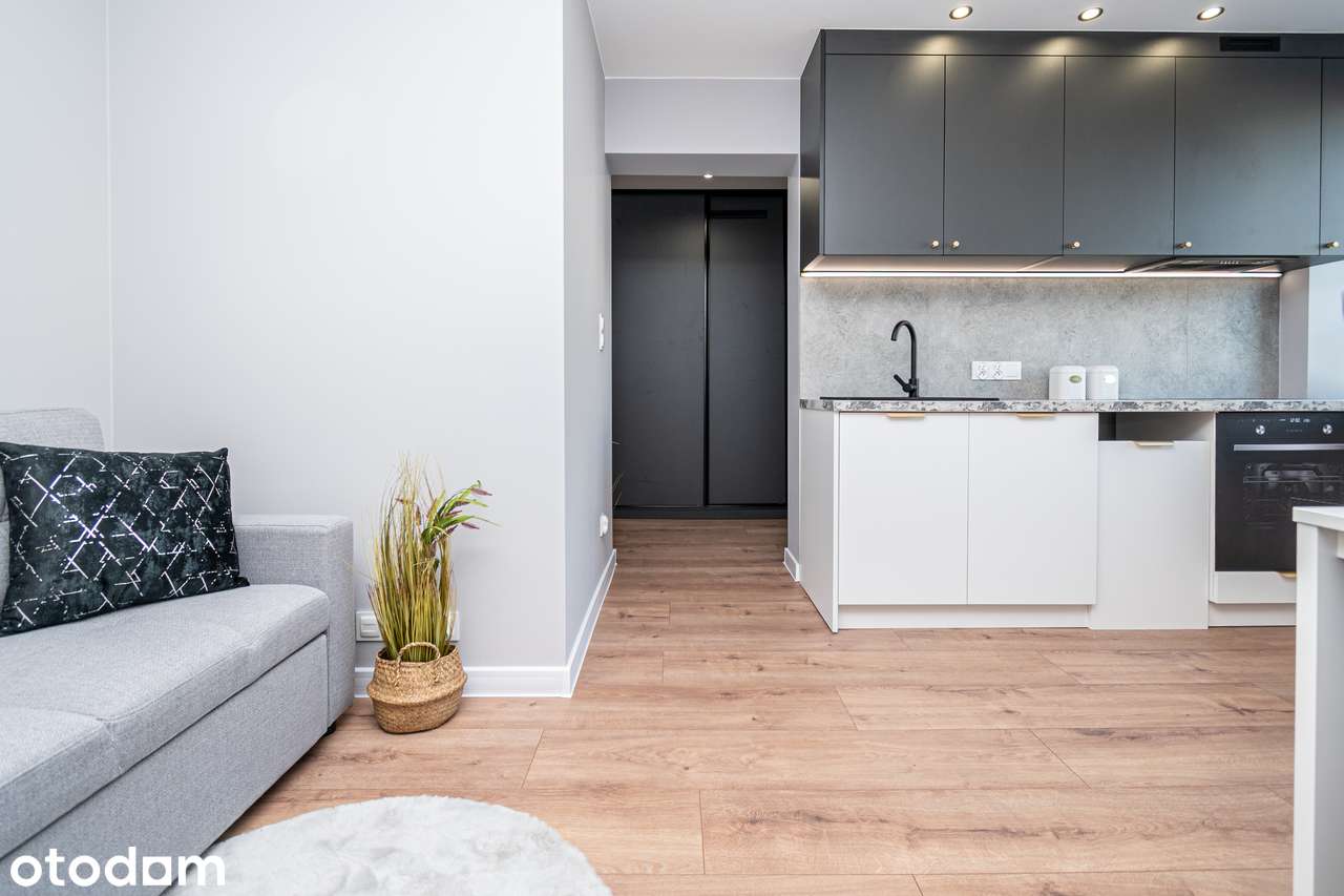 BEZPOŚREDNIO | 1. piętro | Balkon | 3 pokoje | Nowy Świat | Centrum