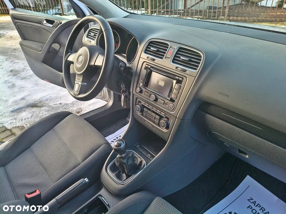 Volkswagen Golf 1.4 TSI Exclusive - 25