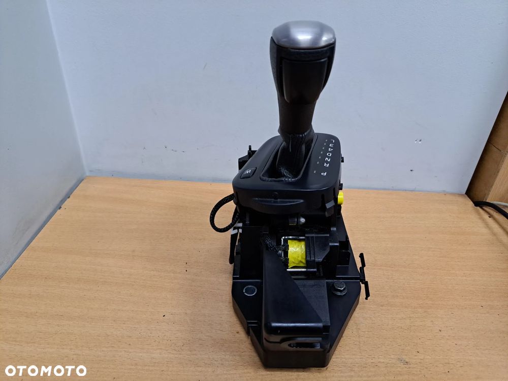 WYBIERAK LEWAREK ZMIANY BIEGÓW VOLVO S80 I LIFT  P08699408 AUTOMAT - 4