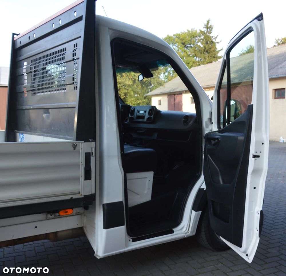 Mercedes-Benz SPRINTER - 27