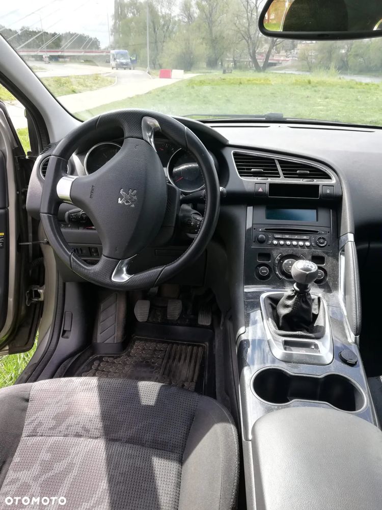 Peugeot 3008 HDi FAP 115 Style - 4