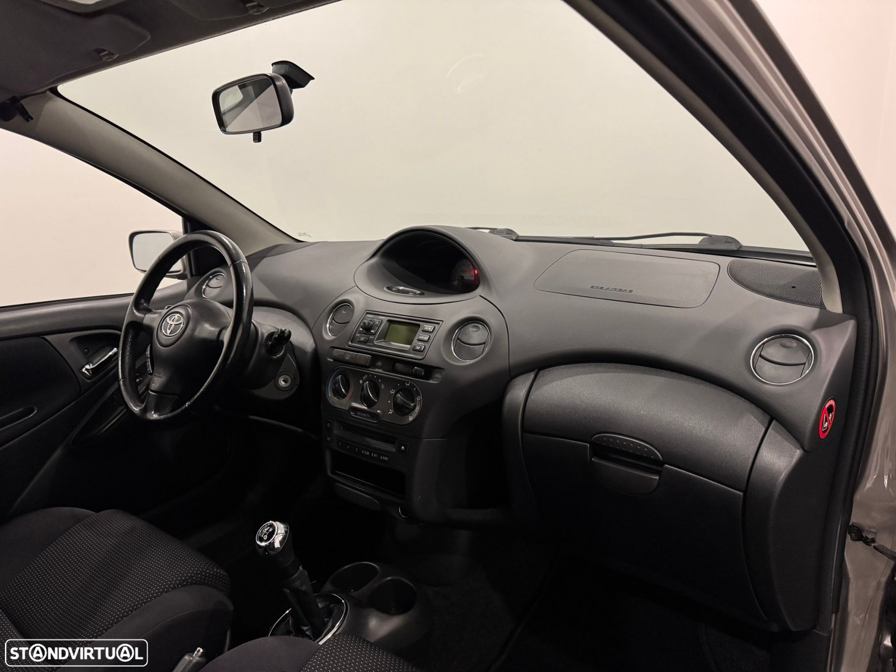 Toyota Yaris 1.5 T Sport AC - 29