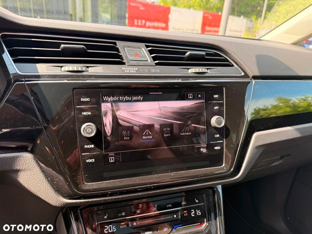 Volkswagen Touran 1.5 TSI EVO Highline DSG - 18