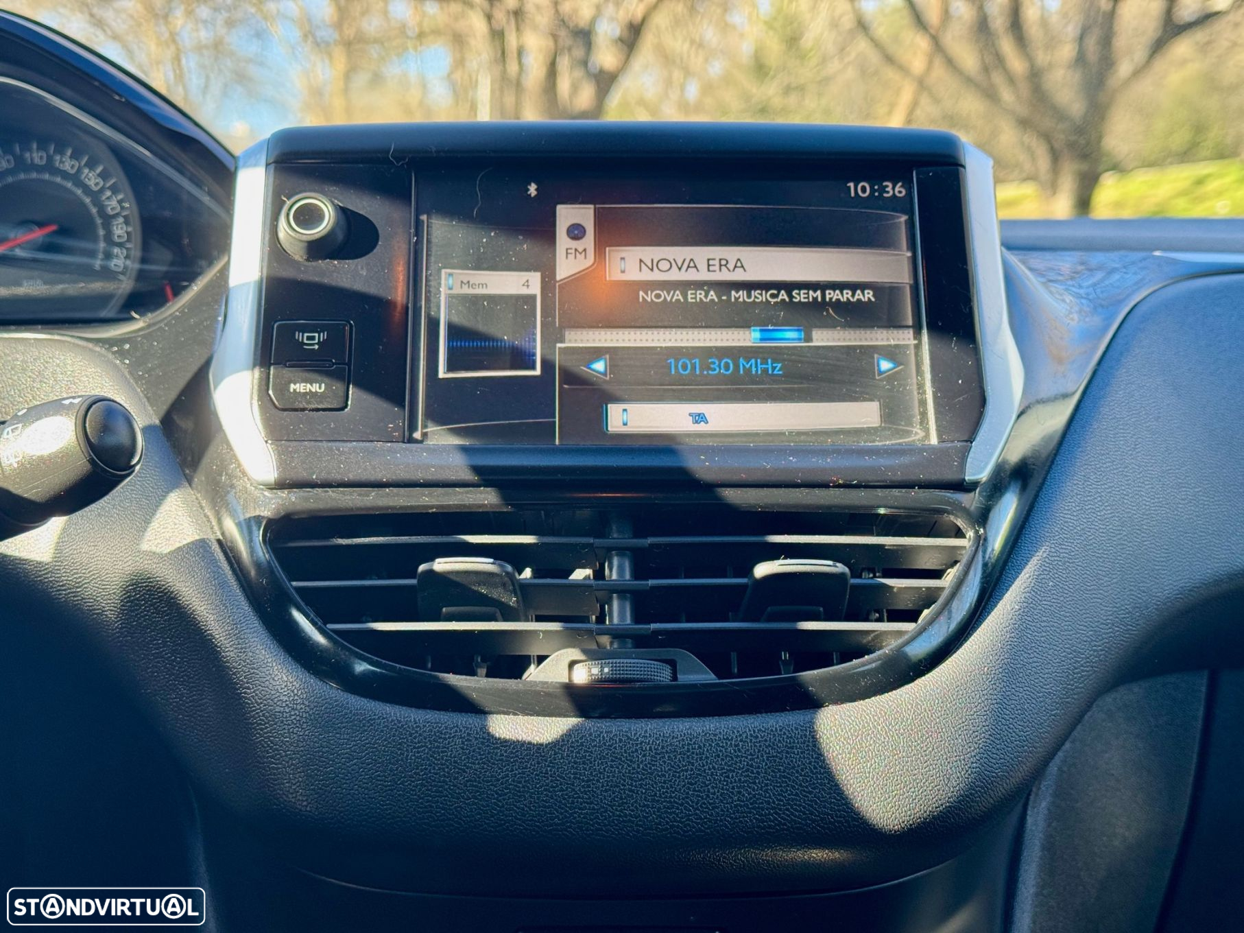 Peugeot 208 1.2 VTi Active - 25