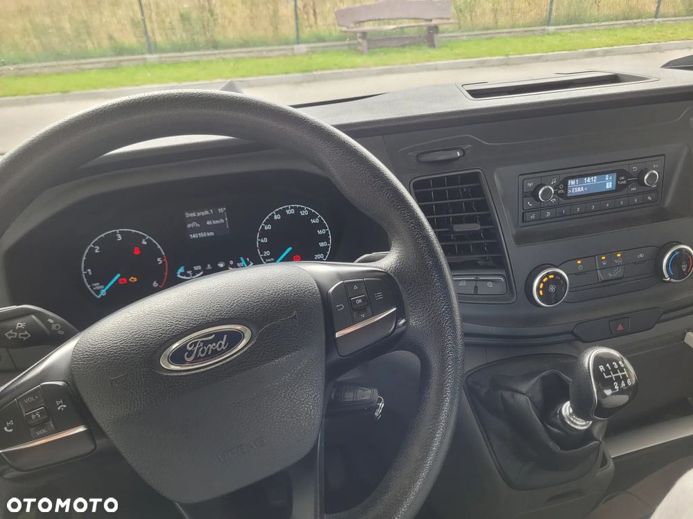 Ford Transit - 13