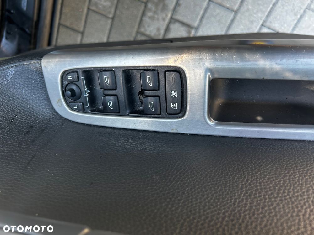 Volvo V50 - 16