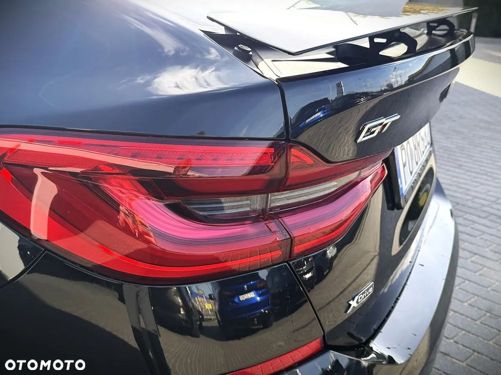 BMW 6GT - 18