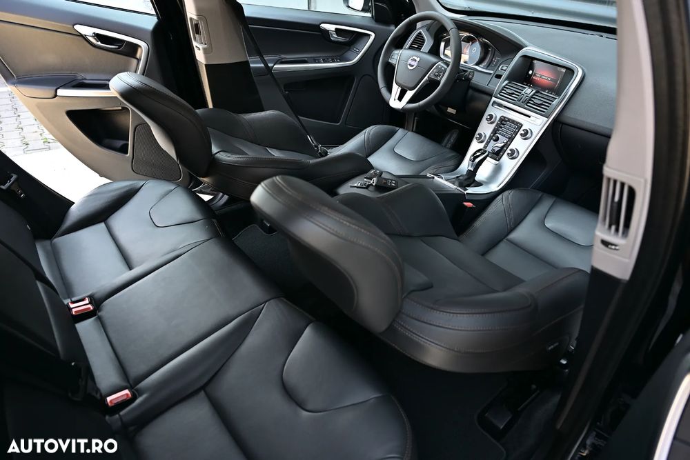 Volvo XC 60 D4 Geartronic Summum - 21