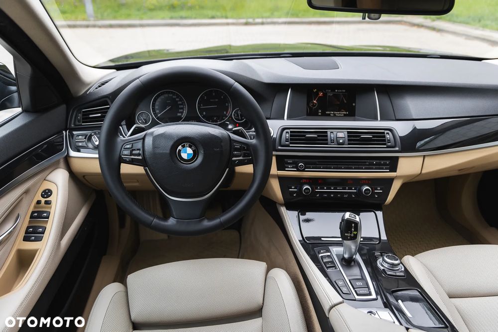 BMW Seria 5 520d xDrive Luxury Line - 26
