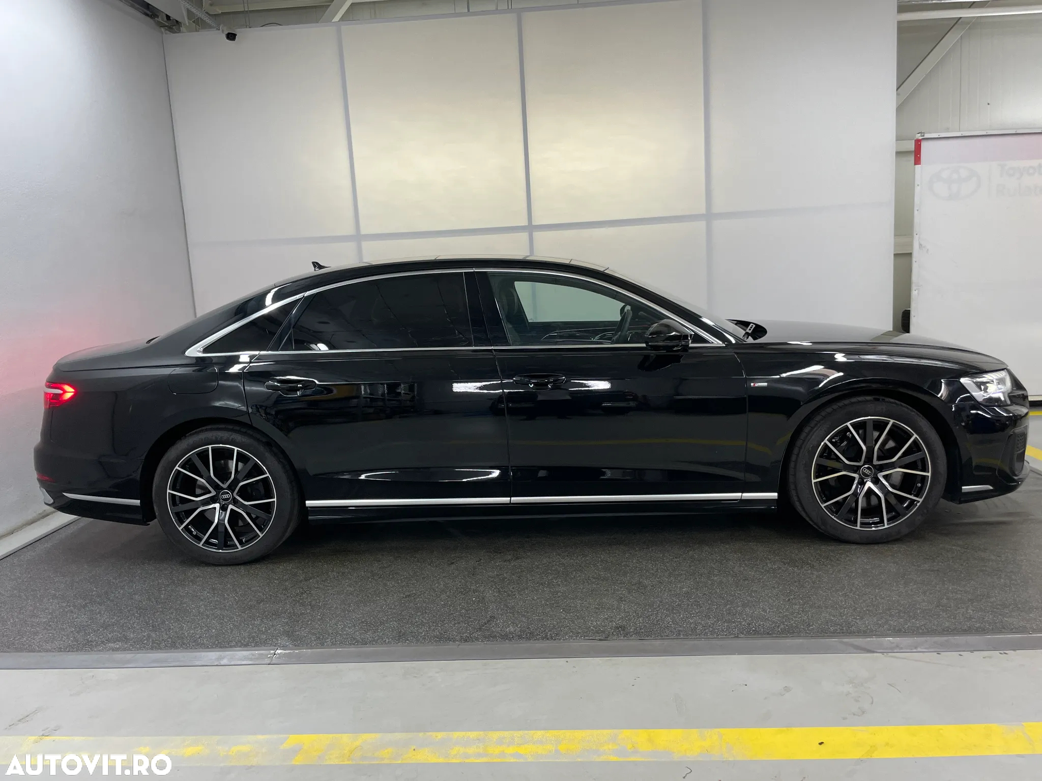 Audi A8 A8L 60 TFSI e quattro Tiptronic PHEV - 8