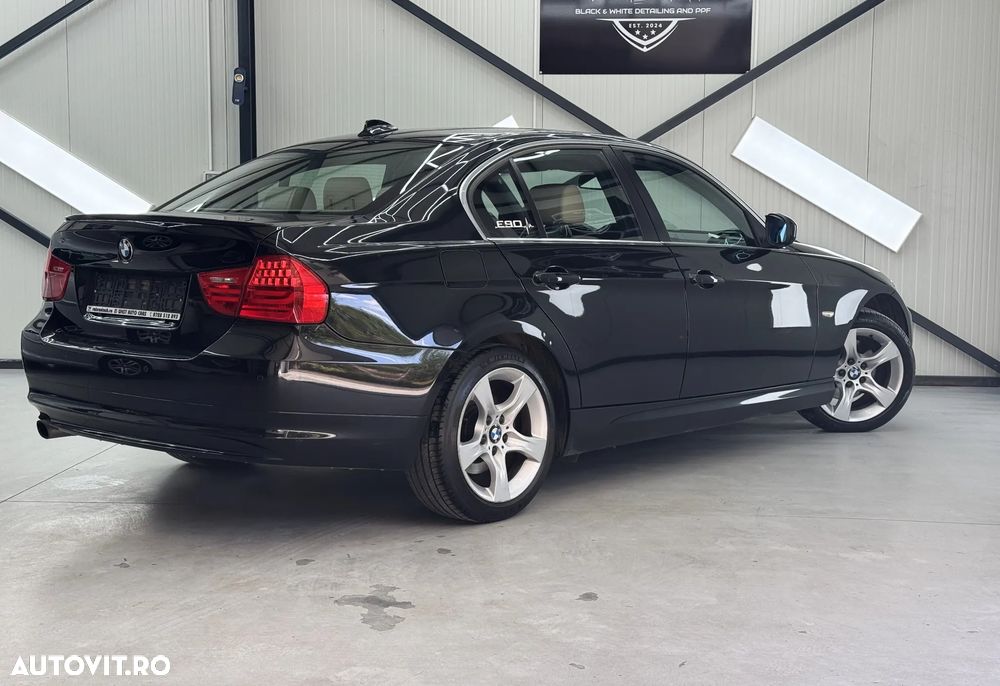 BMW Seria 3 320d DPF Aut. Edition Exclusive - 12
