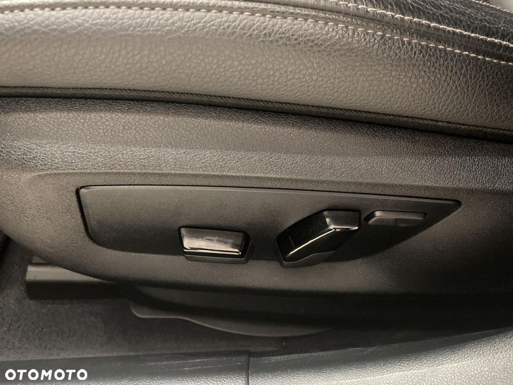 BMW Seria 5 518d - 18